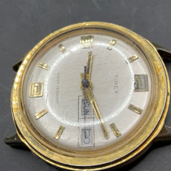 Vintage Timex Men's 1976 Marlin Mechanical Watch 26860-02776 RUNS - Picture 2 of 4